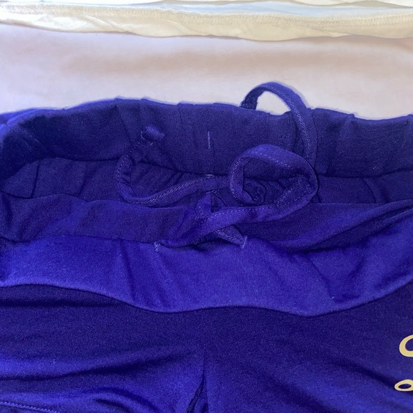 Shorts - Picture 3 of 3